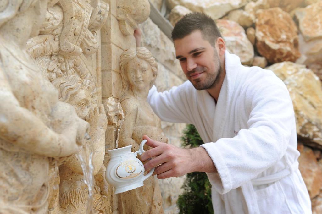Aphrodite Palace Rajecké Teplice Екстериор снимка